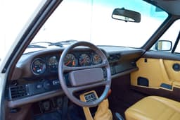 1986 Porsche 911 Carrera 2