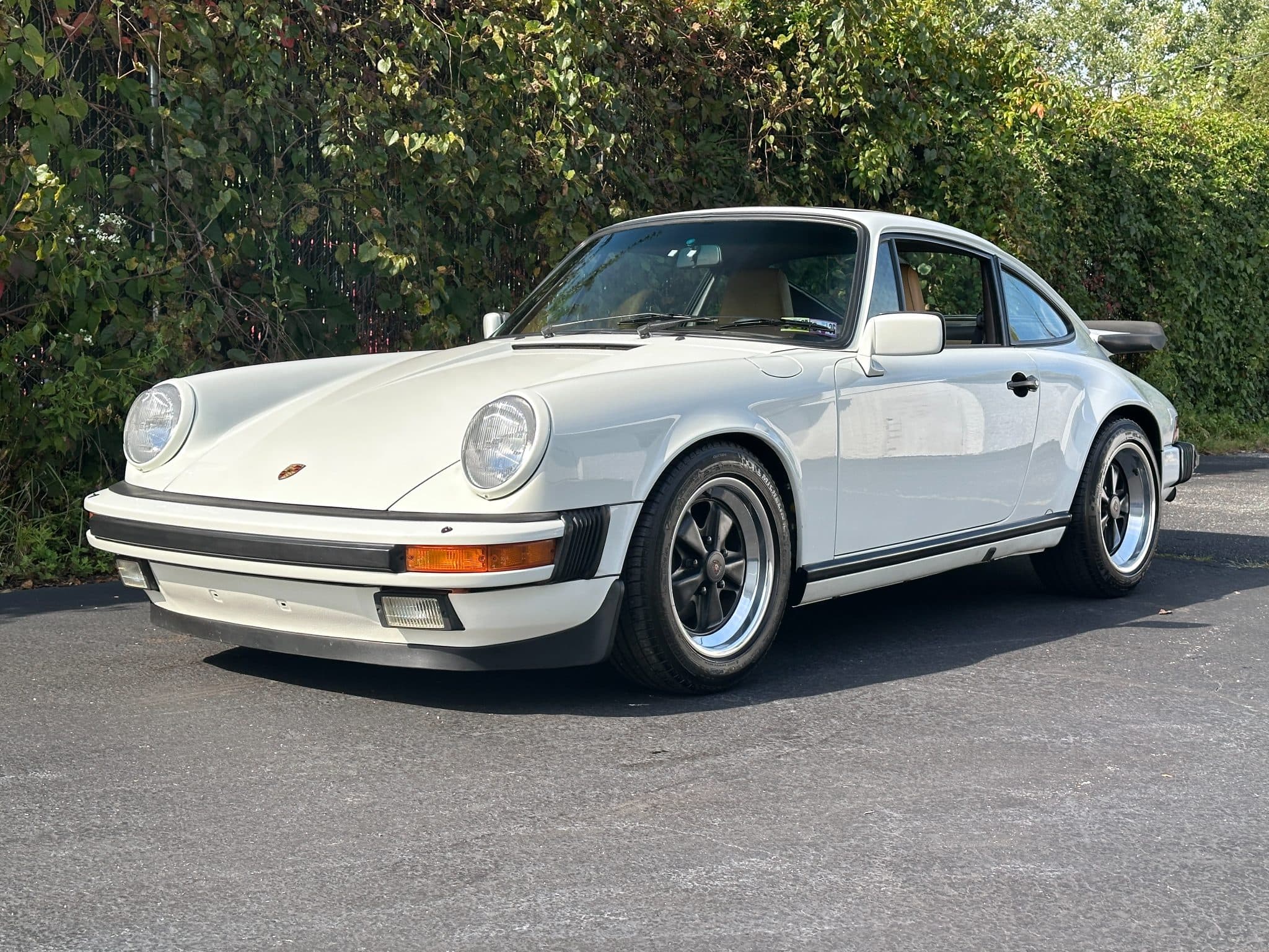 1986 Porsche 911 Carrera 2