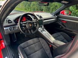 2021 Porsche GT4 718