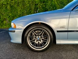 2000 BMW M5