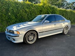 2000 BMW M5