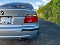 2000 BMW M5
