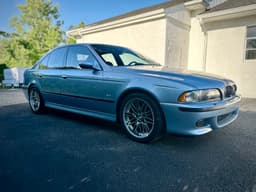 2000 BMW M5